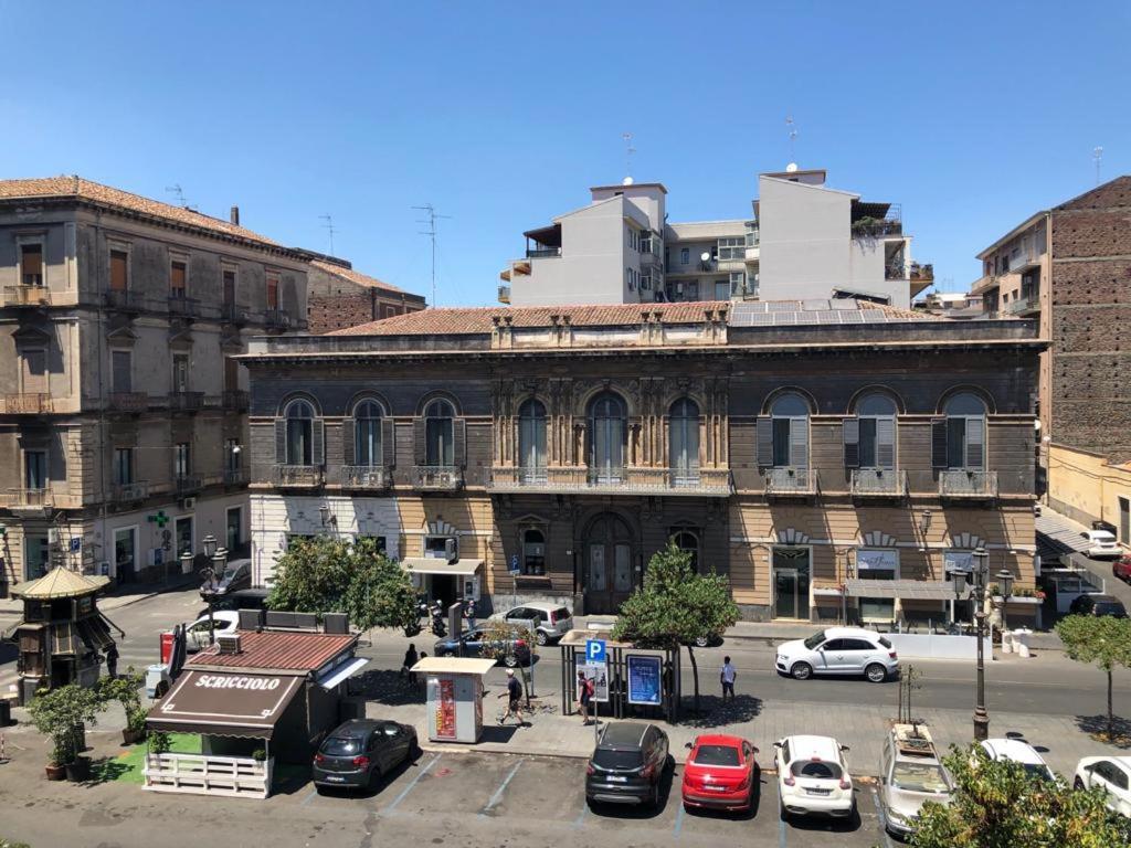 Apartamento Finestre In Piazza CTA Exterior foto