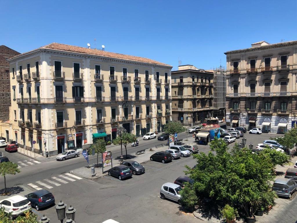 Apartamento Finestre In Piazza CTA Exterior foto
